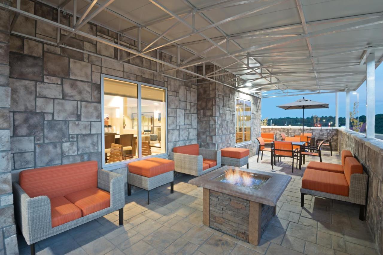Holiday Inn Express Hotel & Suites Hot Springs By Ihg Exterior photo